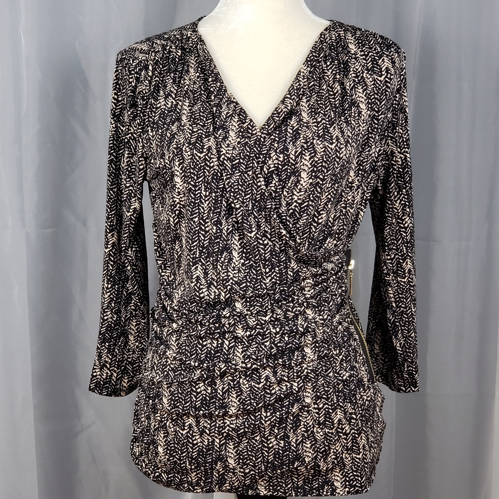 Ellen Tracy Blouse 🦋2/$15🦋 Medium